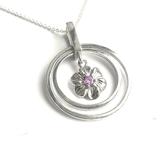 Stříbrný přívěsek kytička pink zirkon v kruzích - 1432