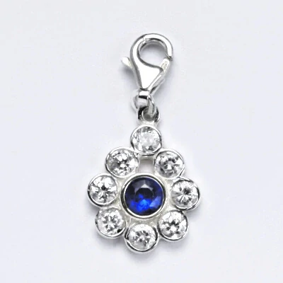 Stříbrný přívěsek kytka zirkony spinel , karabina - P1042 kar.