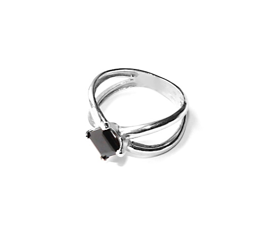 Stříbrný prsten přírodní granát 6x6 mm - T1265