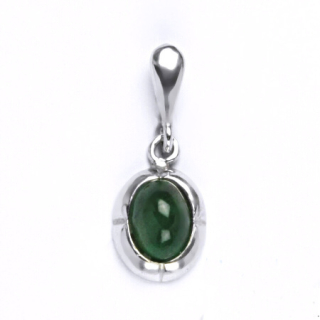 Stříbrný přívěsek přírodní smaragd 8x6 mm - P1374