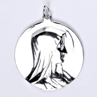 Stříbrný přívěsek medailon madonka - P995
