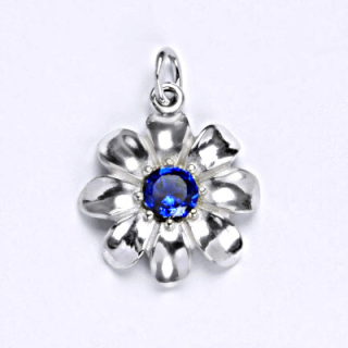 Stříbrný přívěsek květina spinel - P1389