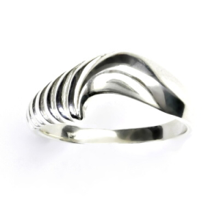 Stříbrný prsten - T754